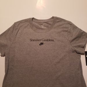 Nike Sportswear Unique T Shirt-Sneaker Goddess